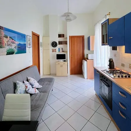 Bilocale Vicino Al Porto Διαμέρισμα