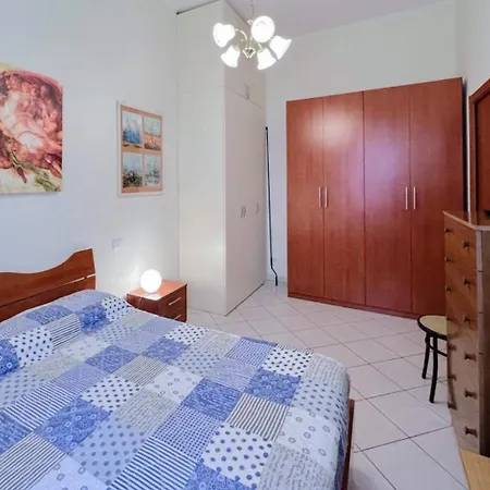 Bilocale A 5 Minuti Dal Mare Apartment *